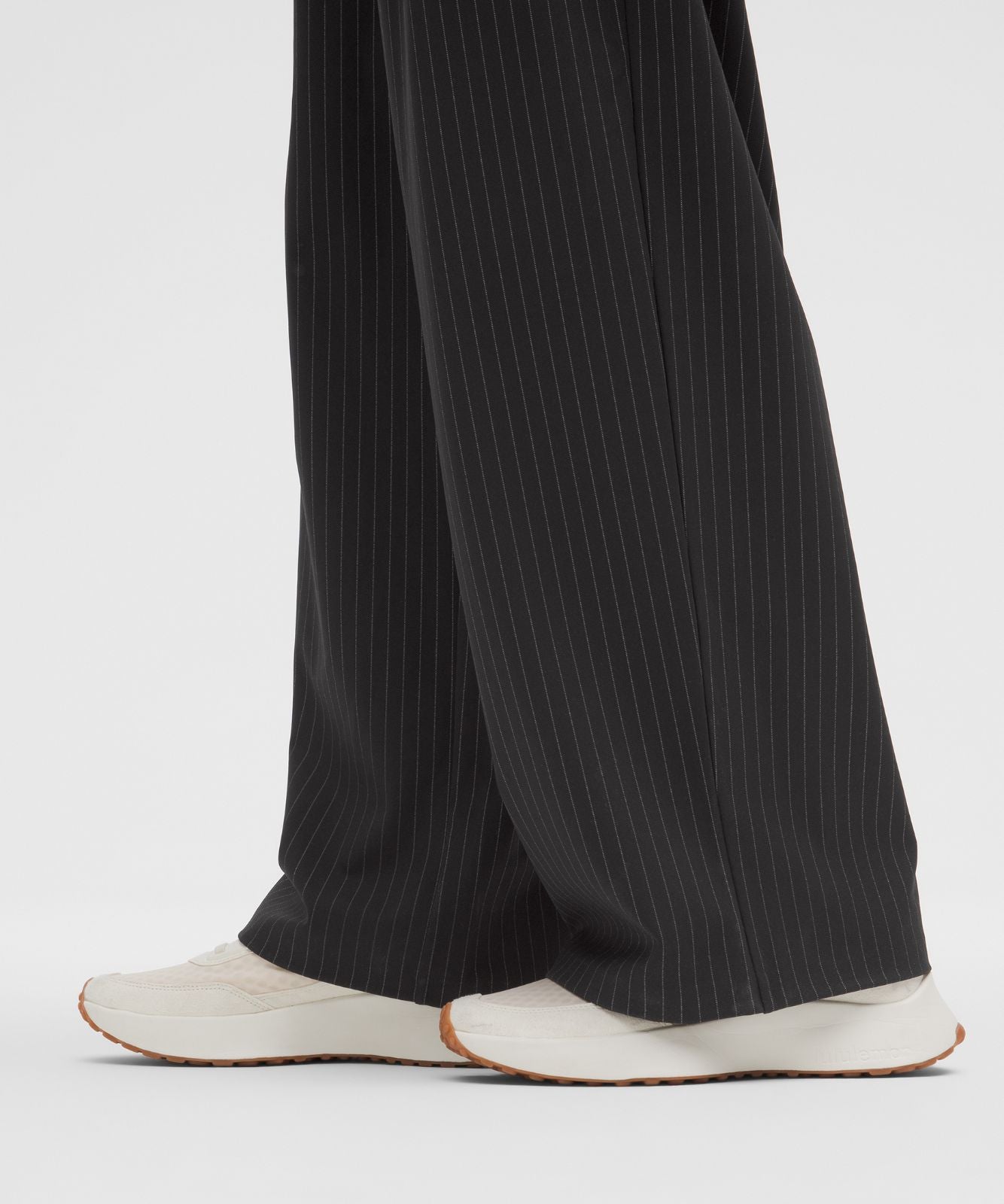 Daydrift High-Rise Wide-Leg Trouser *Regular Black/Light Ivory