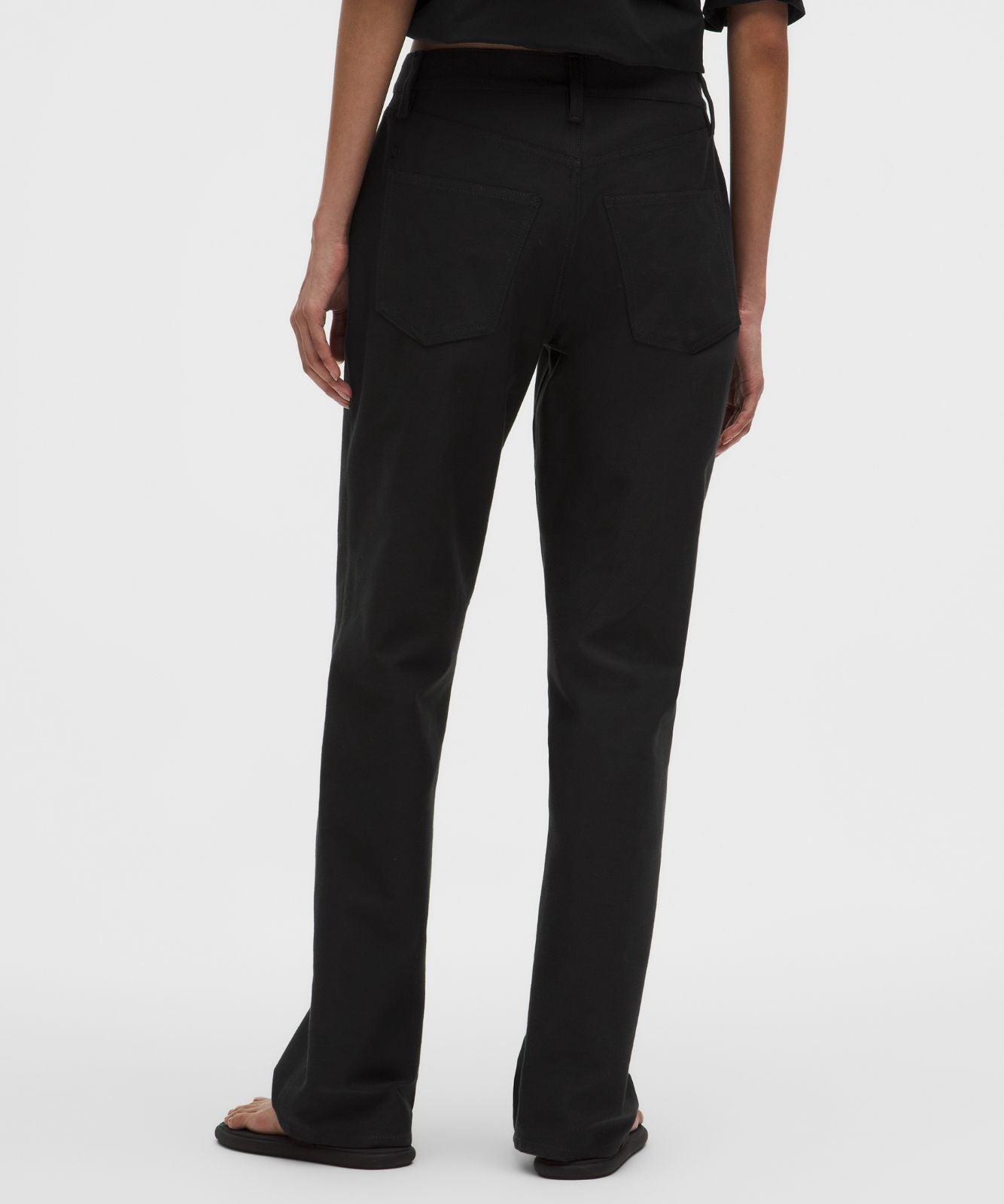 EasyFive Mid-Rise Relaxed-Straight Pant *Regular Black