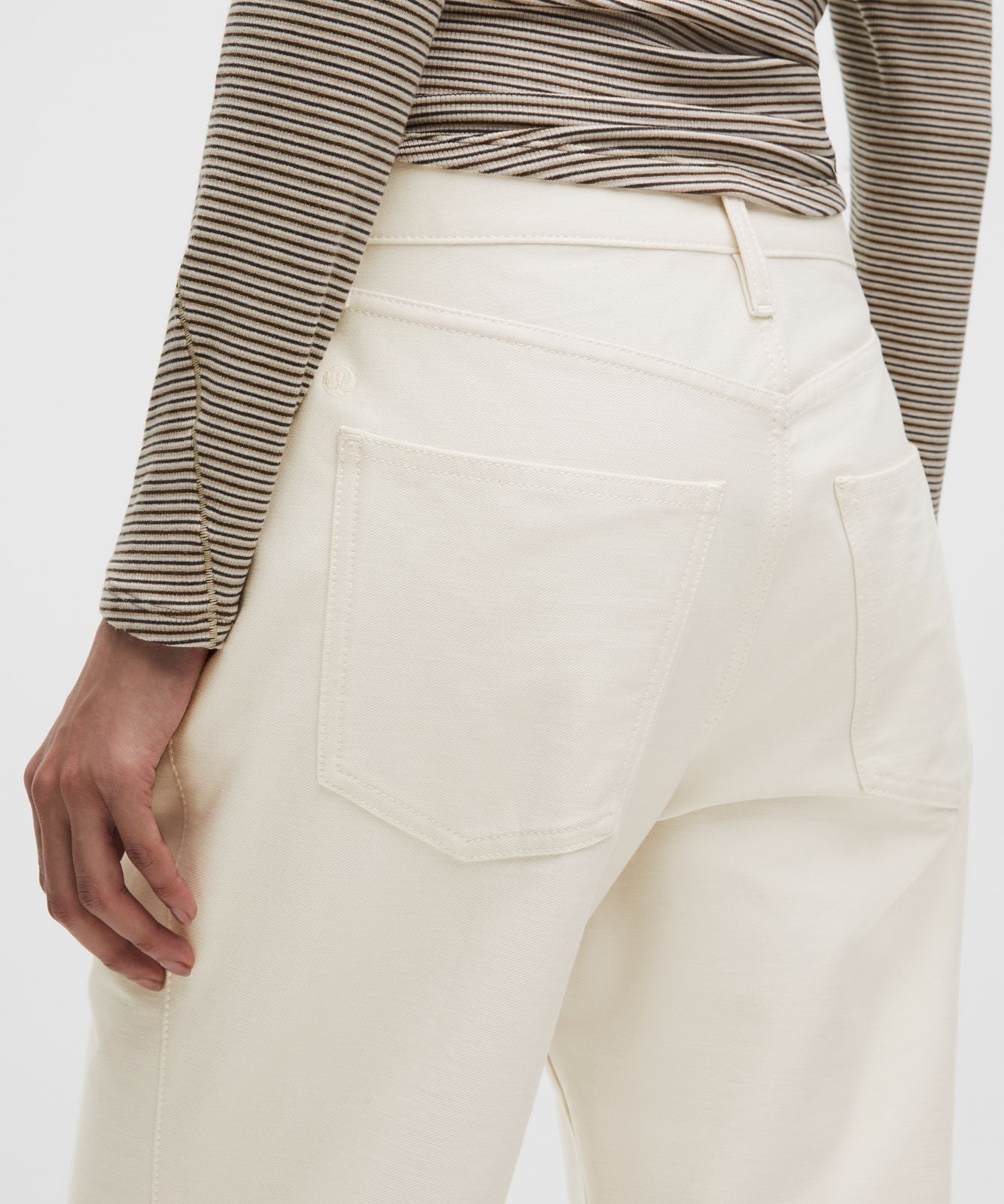 EasyFive Mid-Rise Relaxed-Straight Pant *Regular Light Ivory