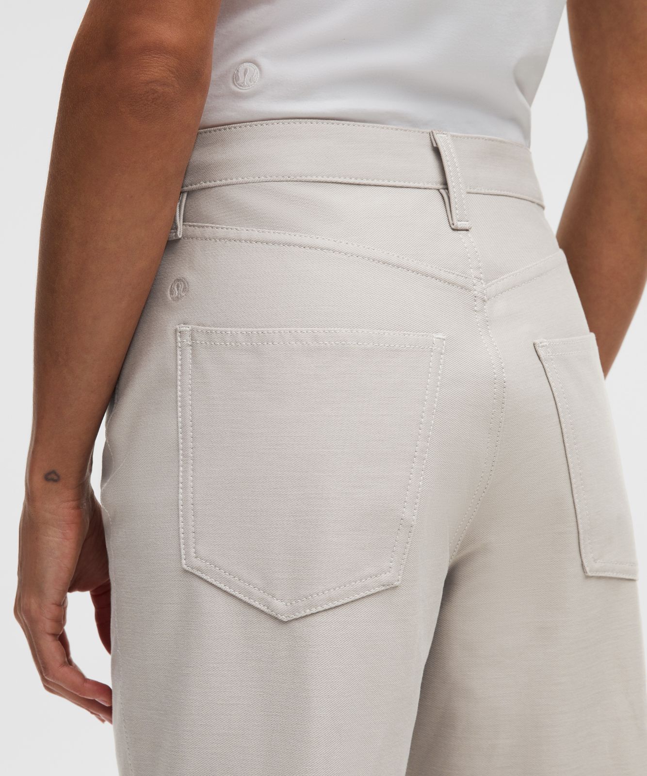 EasyFive Mid-Rise Relaxed-Straight Pant *Regular Downtown Tan