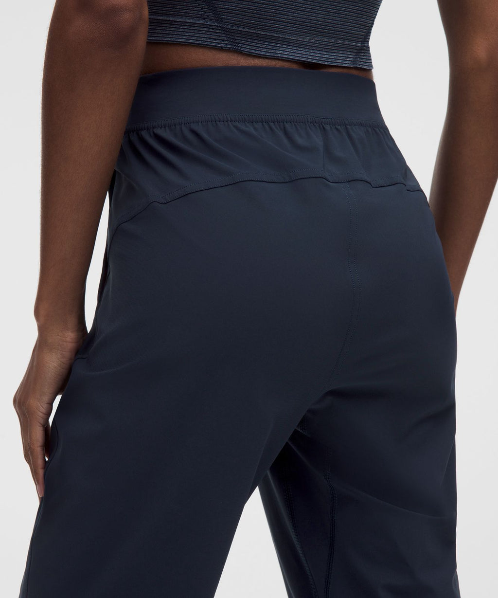 Adapted State High-Rise Jogger *Short True Navy