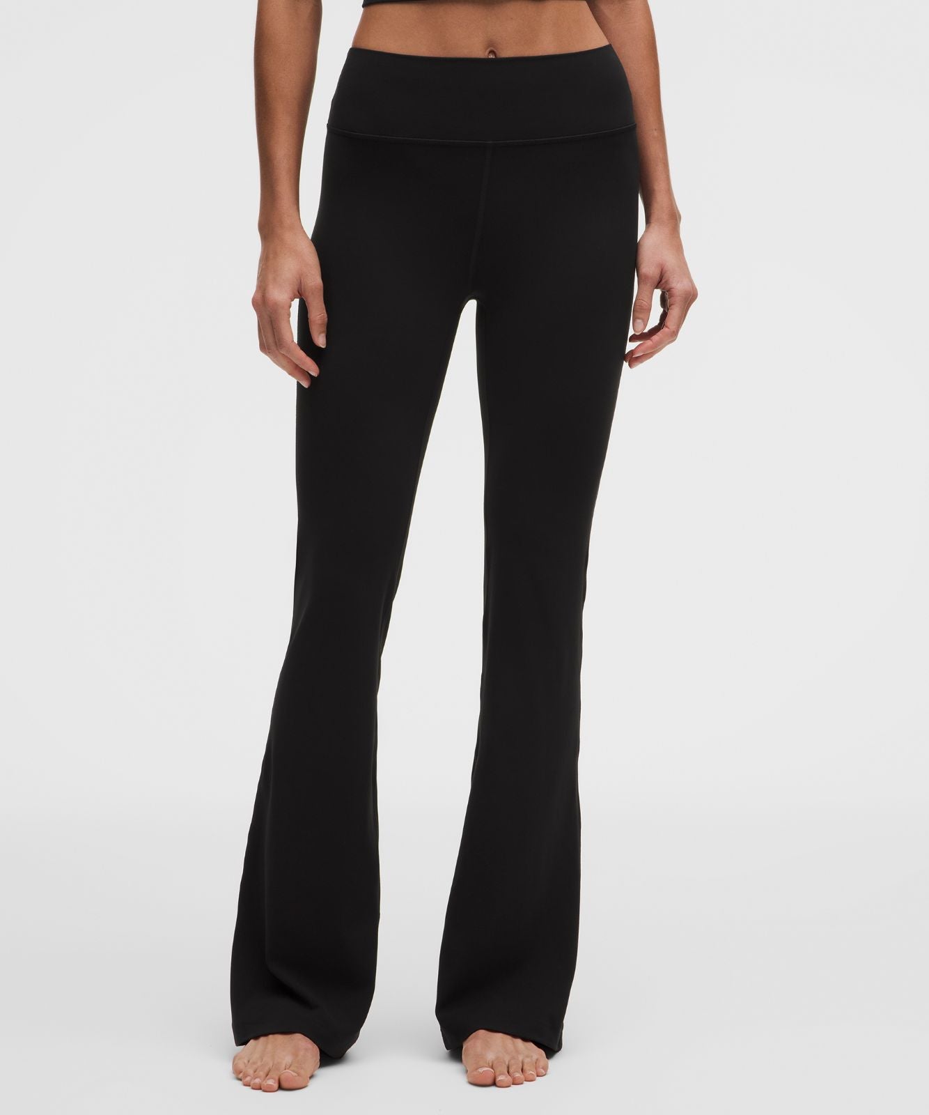 Groove Nulu High-Rise Flared Pant *Short Black