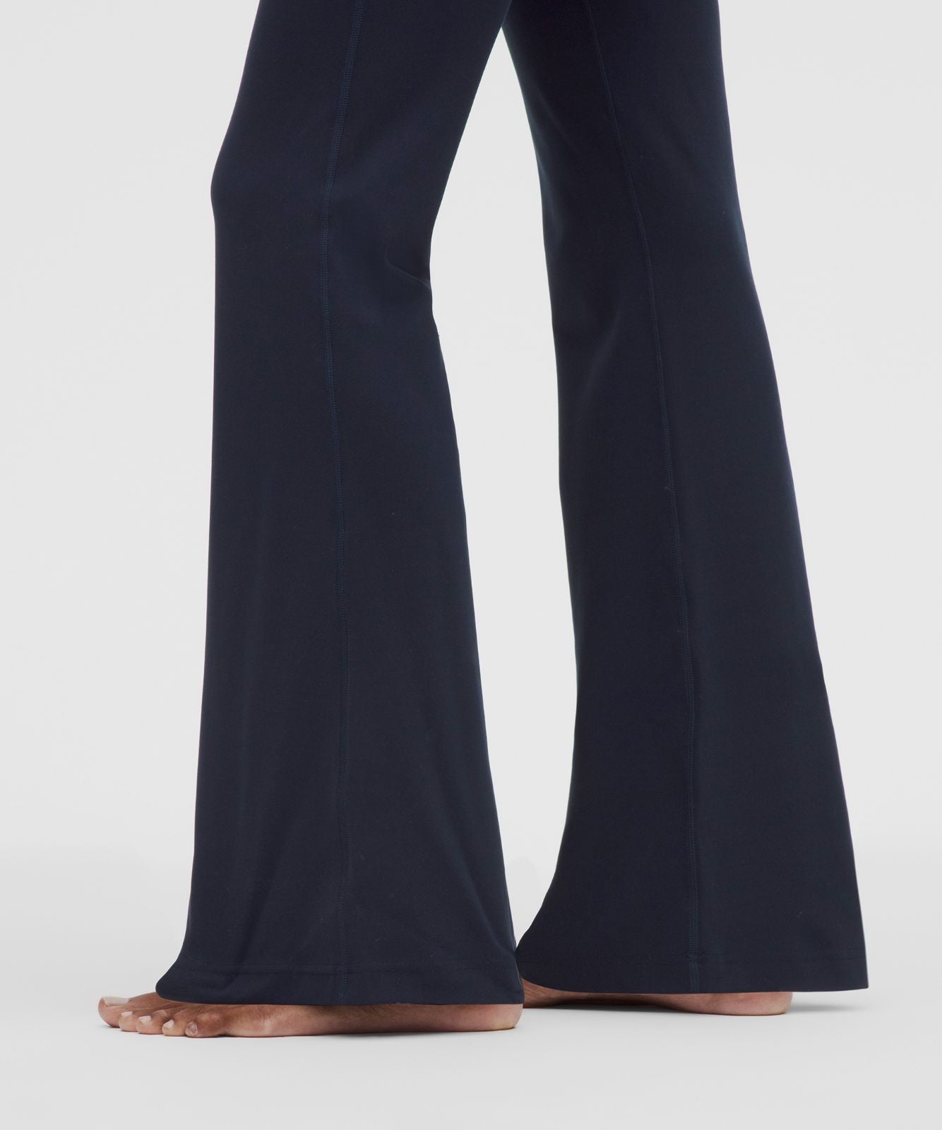 Groove Nulu High-Rise Flared Pant *Short True Navy