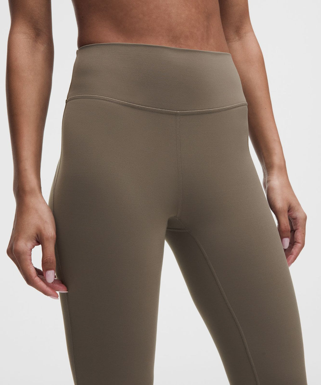 Groove Nulu High-Rise Flared Pant *Short Nomad