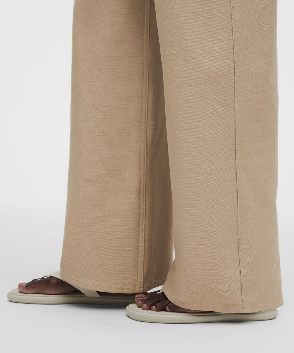 EasyFive Low-Rise Classic Wide-Leg Pant *Regular Wacky Khaki