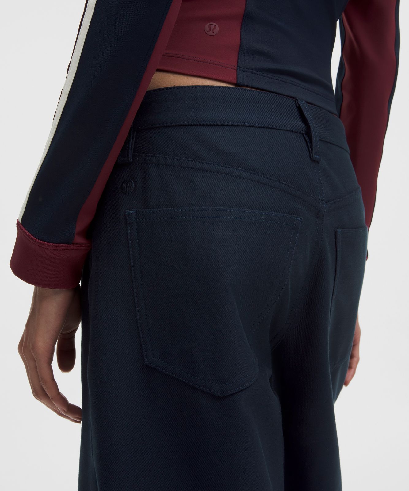EasyFive Low-Rise Classic Wide-Leg Pant *Regular True Navy