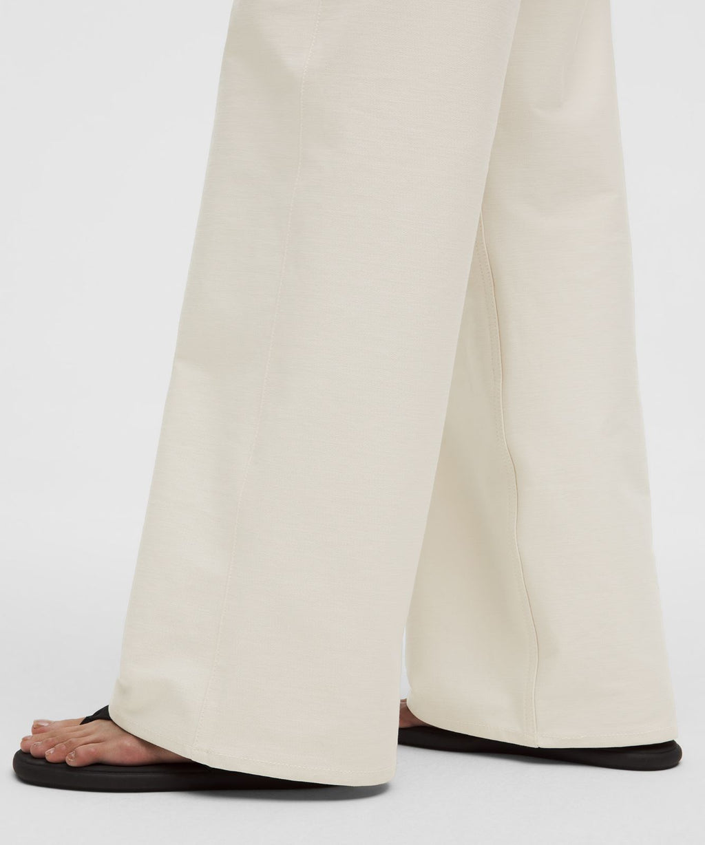 EasyFive Low-Rise Classic Wide-Leg Pant *Regular Light Ivory