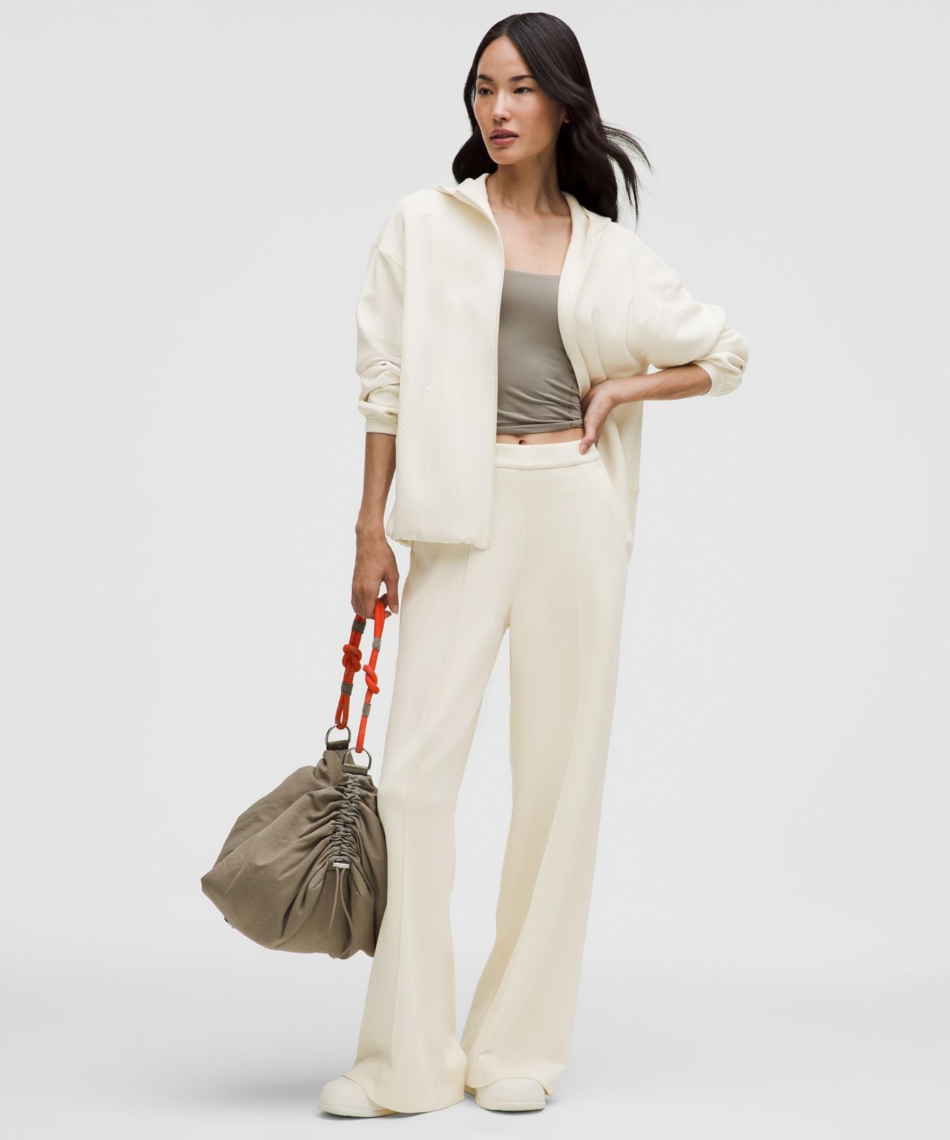 Brushed Softstreme Pintuck High-Rise Wide-Leg Pant *Regular Light Ivory