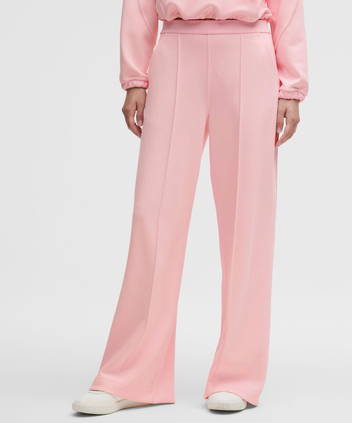 Brushed Softstreme Pintuck High-Rise Wide-Leg Pant *Regular Foam Cloud