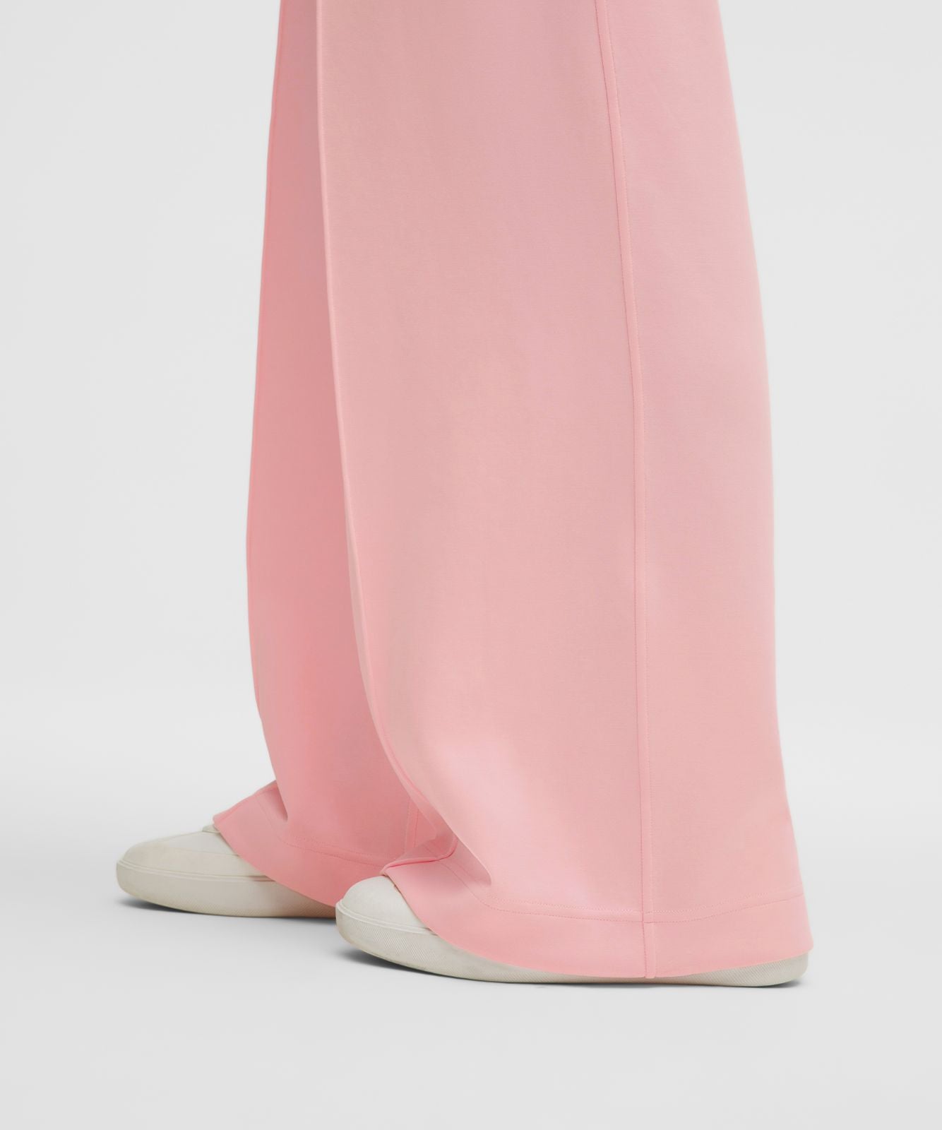 Brushed Softstreme Pintuck High-Rise Wide-Leg Pant *Regular Foam Cloud