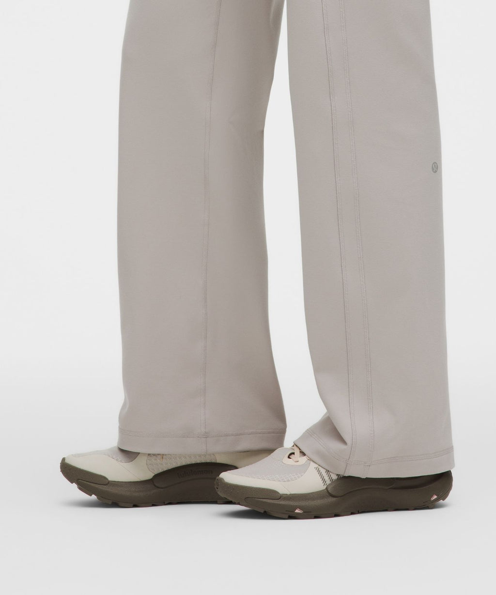 Define Mid-Rise Track Pant *Luon Downtown Tan