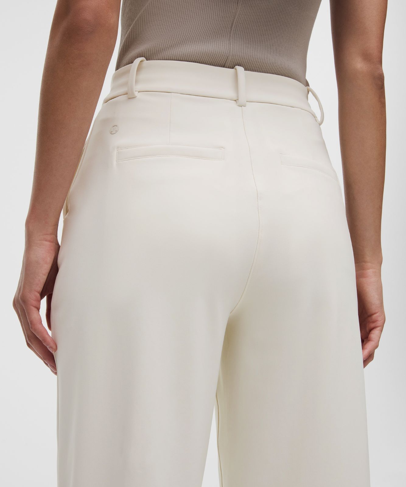 Daydrift High-Rise Straight-Leg Trouser *Regular Light Ivory