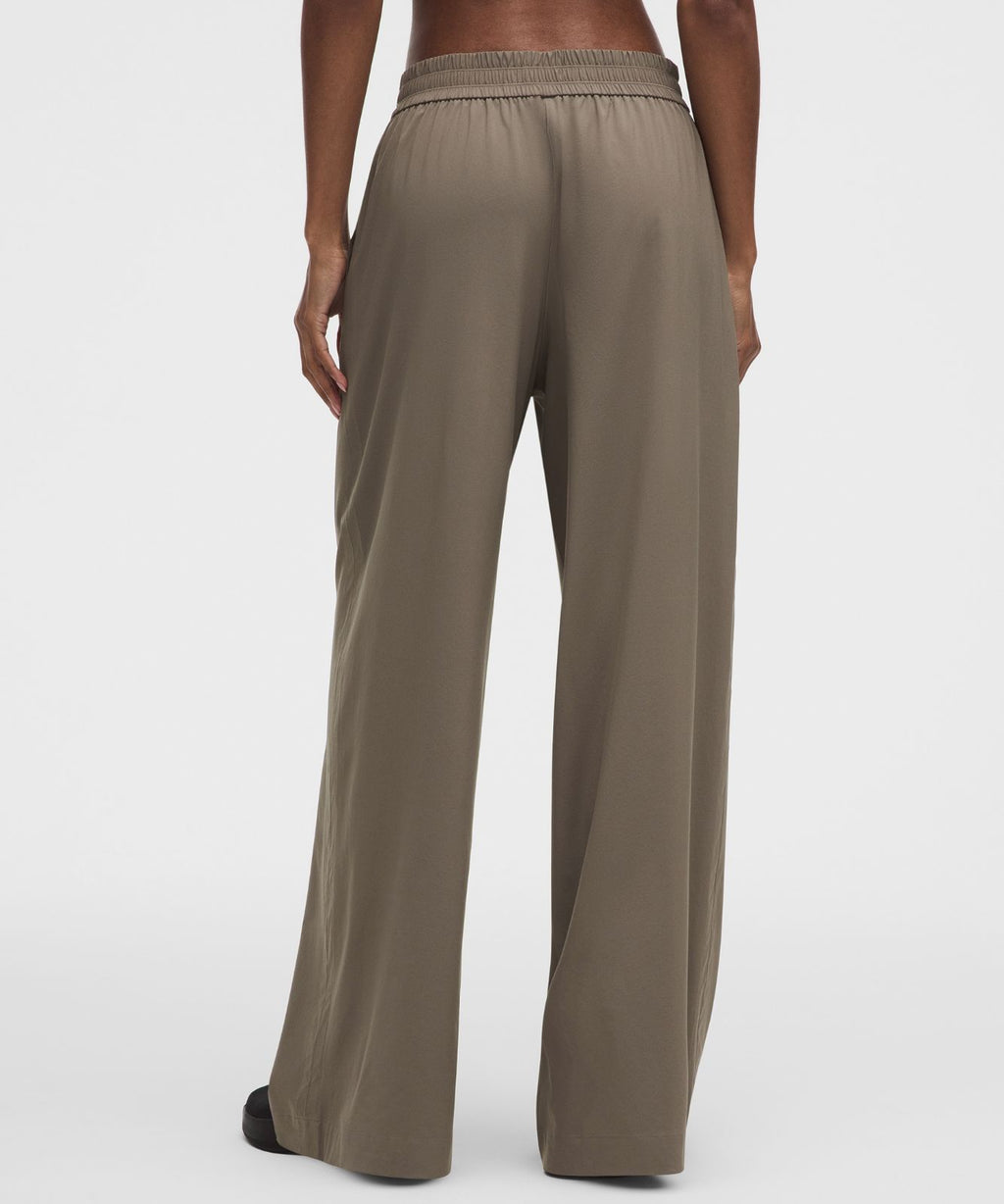 Breezily Mid-Rise Pant *Regular Nomad
