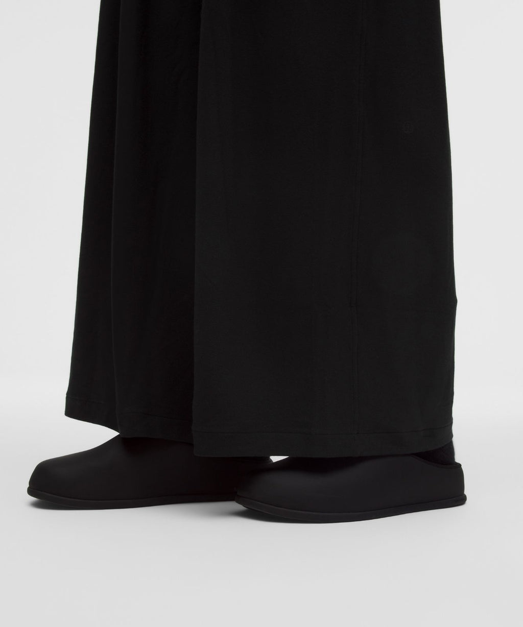 BeCalm High-Rise Pleated Extra-Wide Leg Pant Black