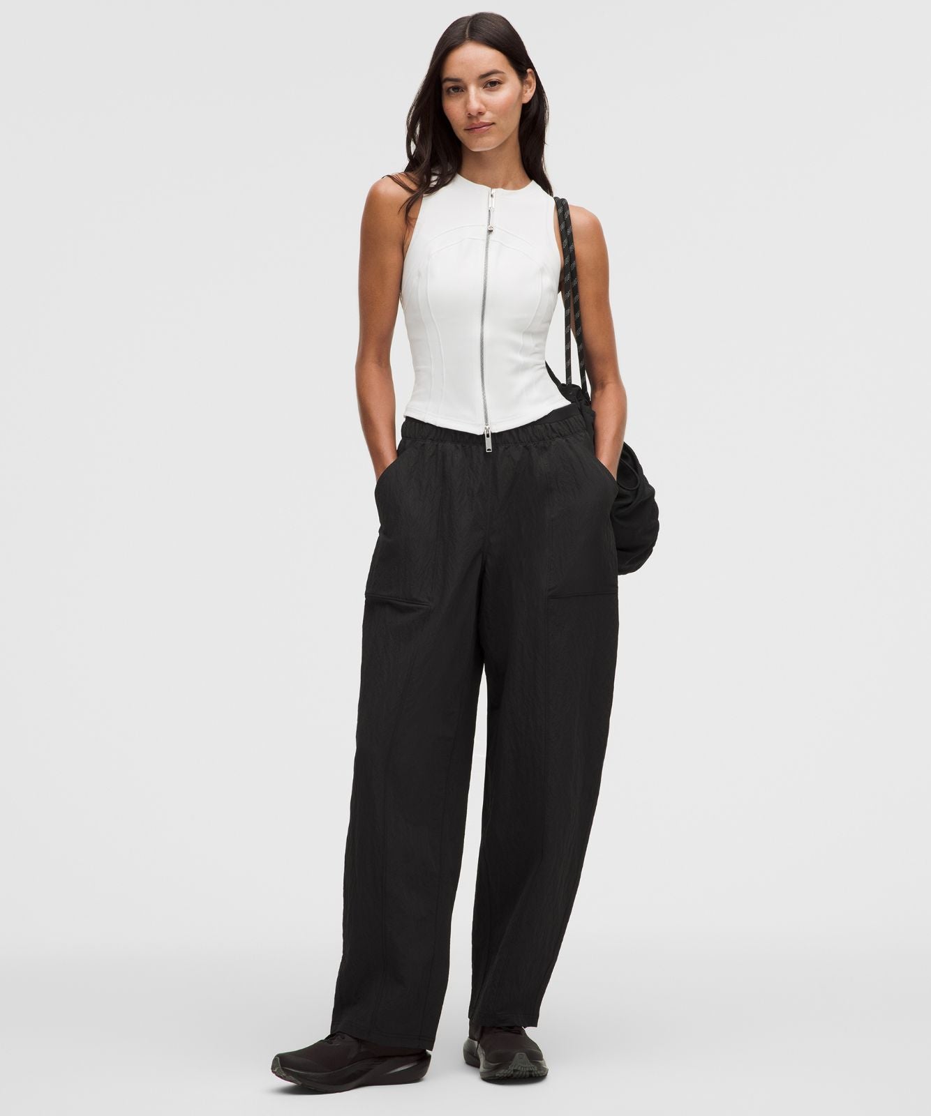 Crinkle Nylon Mid-Rise Barrel-Leg Pant Black