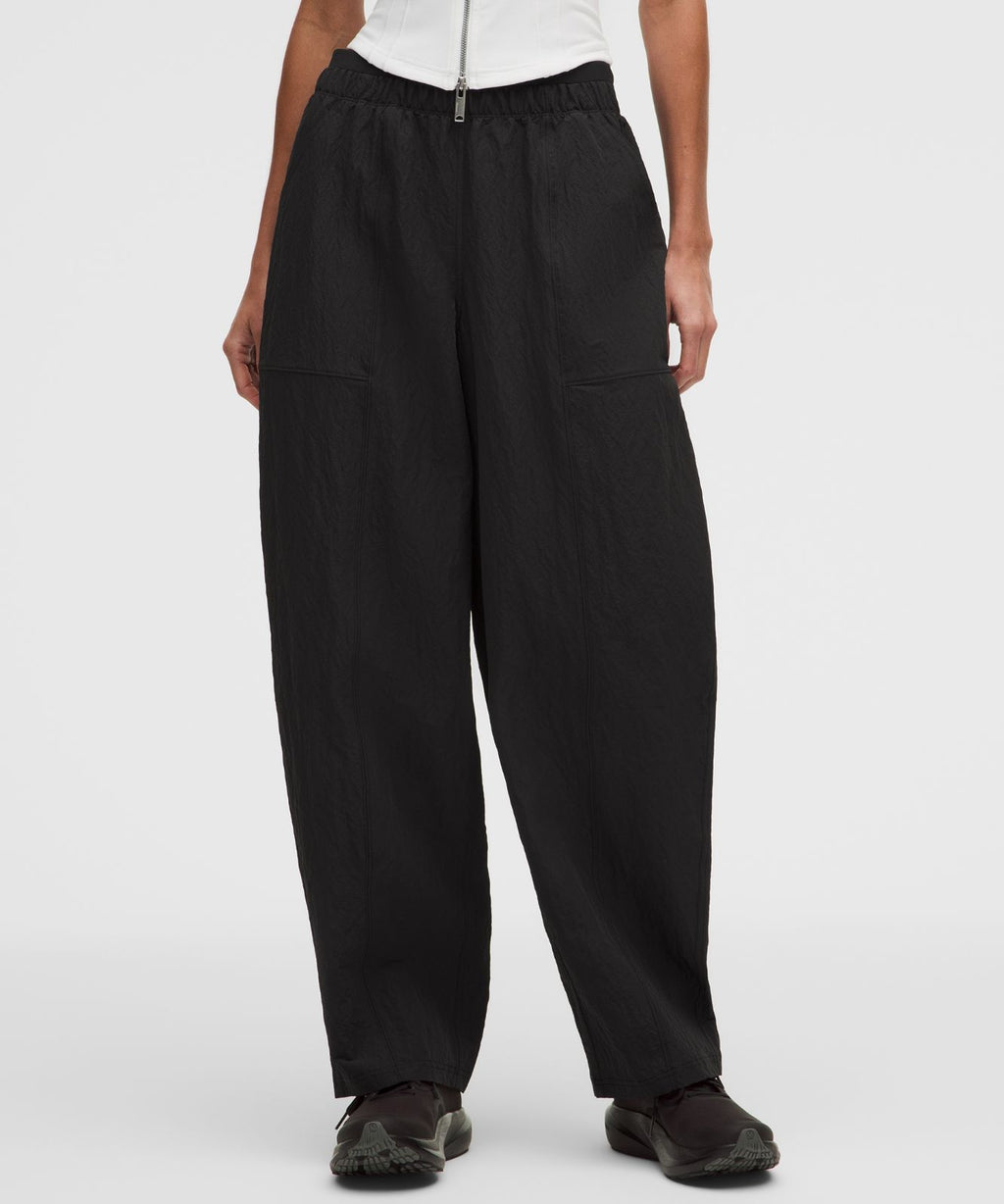 Crinkle Nylon Mid-Rise Barrel-Leg Pant Black
