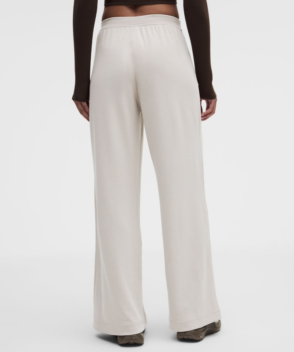 Lightweight Softstreme Mid-Rise Pant *Regular Downtown Tan