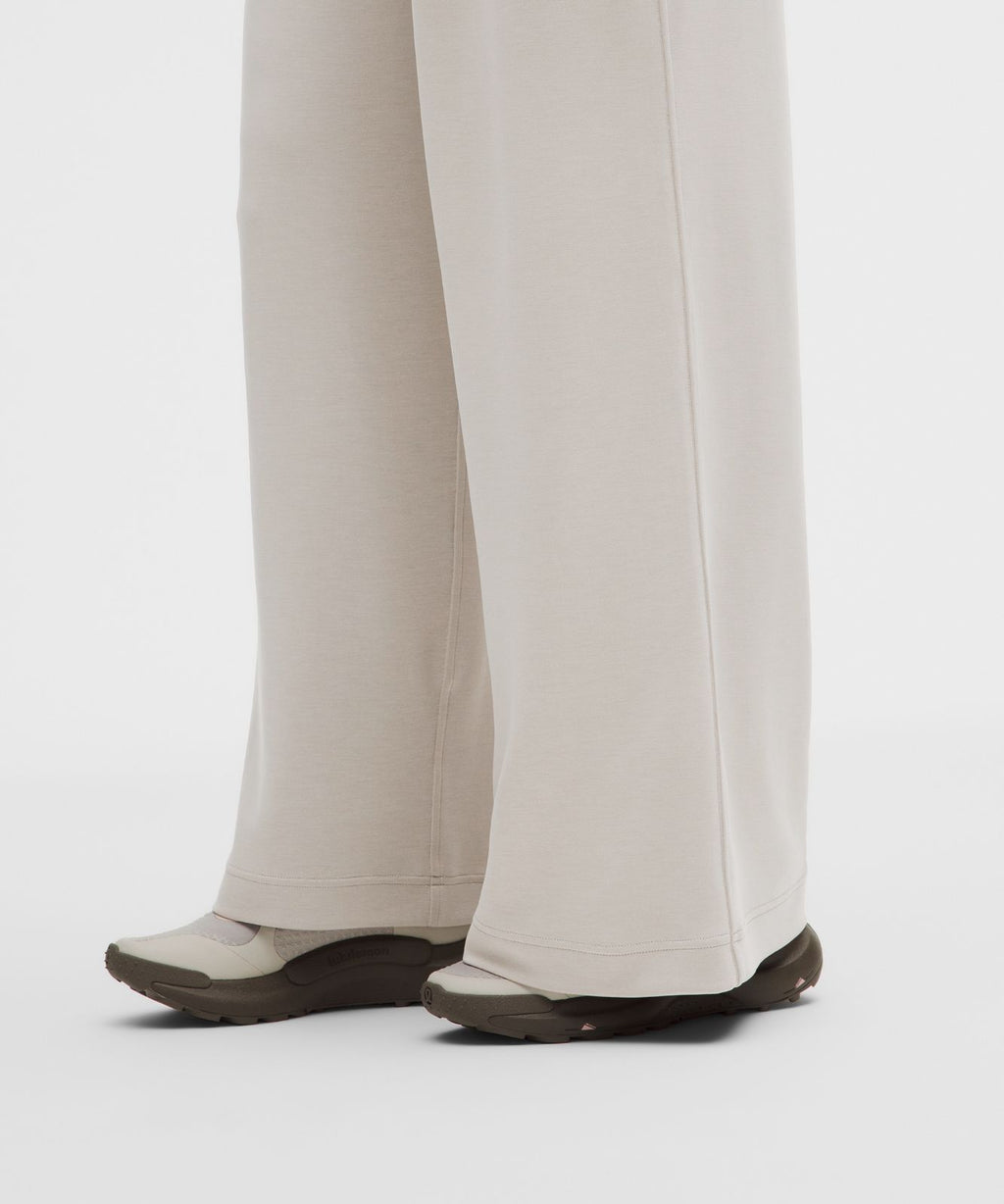 Lightweight Softstreme Mid-Rise Pant *Regular Downtown Tan