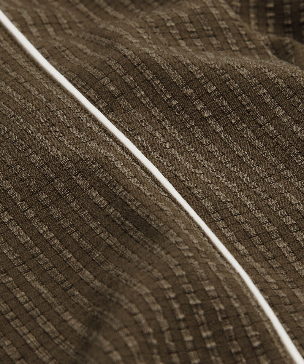 Seersucker WovenAir High-Rise Pleated Pant *Regular Olive Brown/Olive Brown