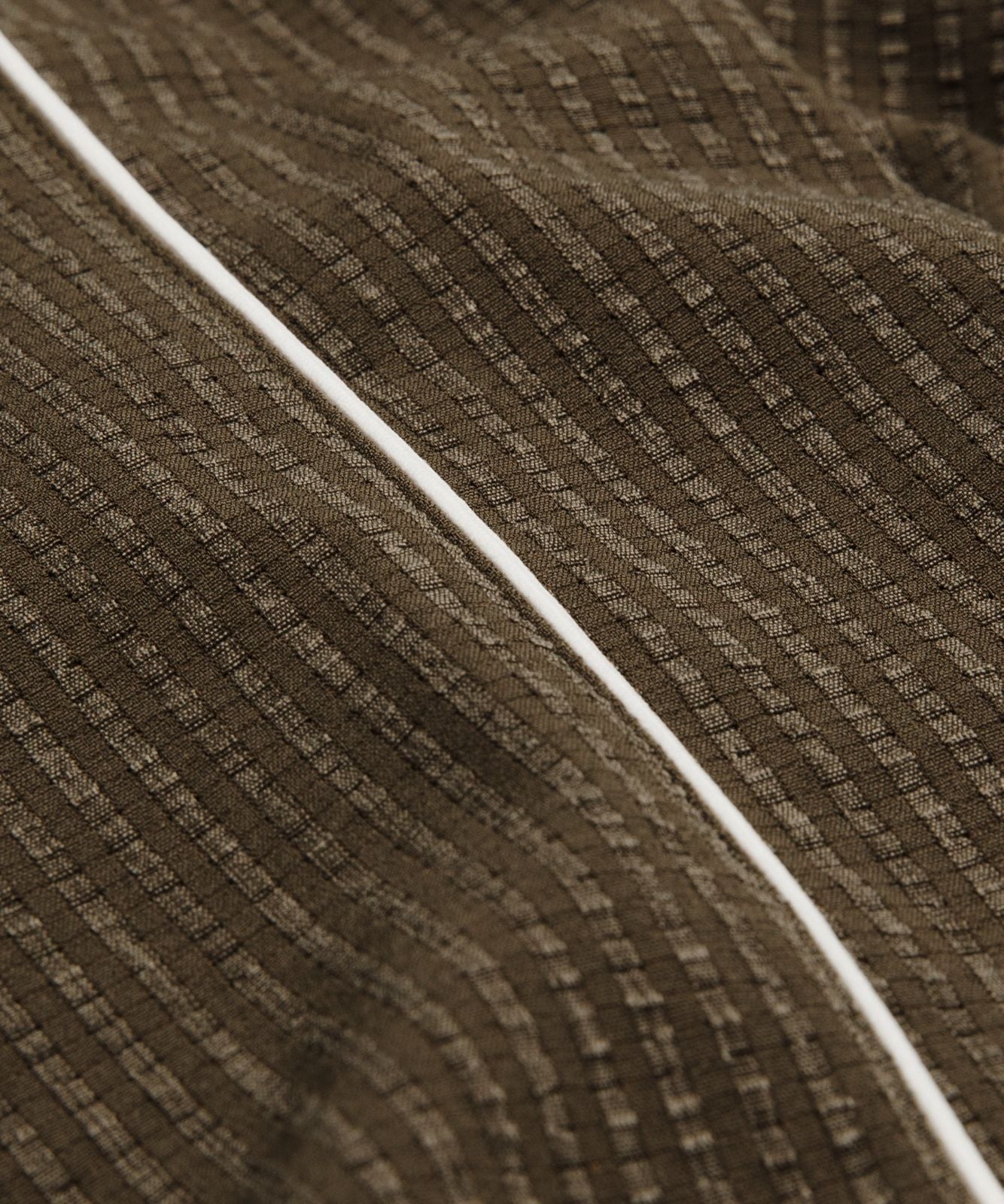 Seersucker WovenAir High-Rise Pleated Pant *Regular Olive Brown/Olive Brown