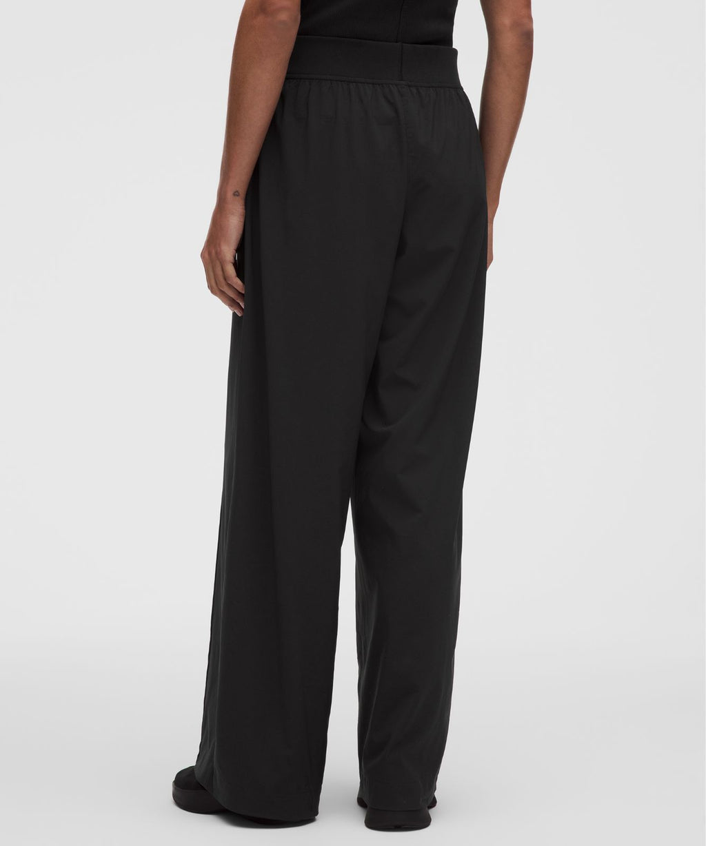 Breezily Mid-Rise Pant Regular *Trim Black