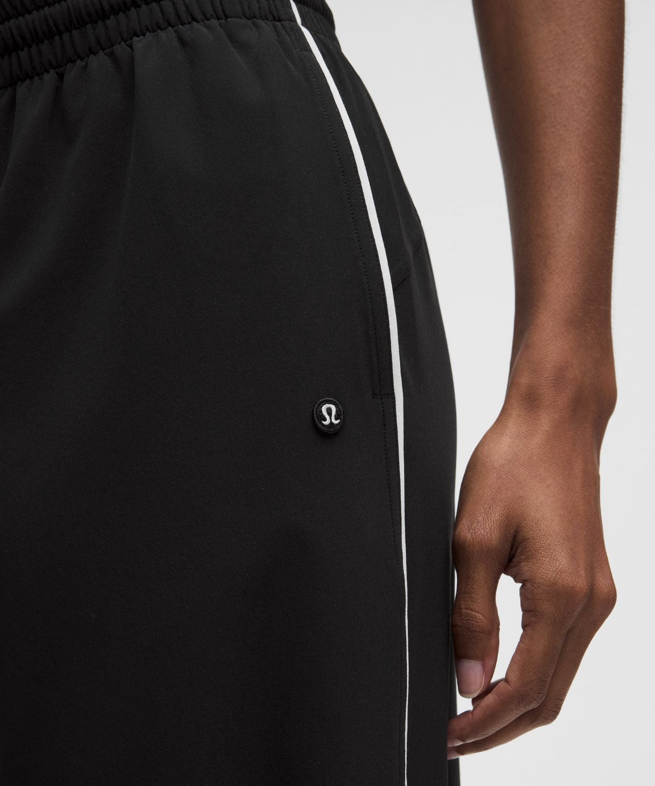 Court Rival Wide-Leg Track Pant Regular *Contrast Drawcord Black/White
