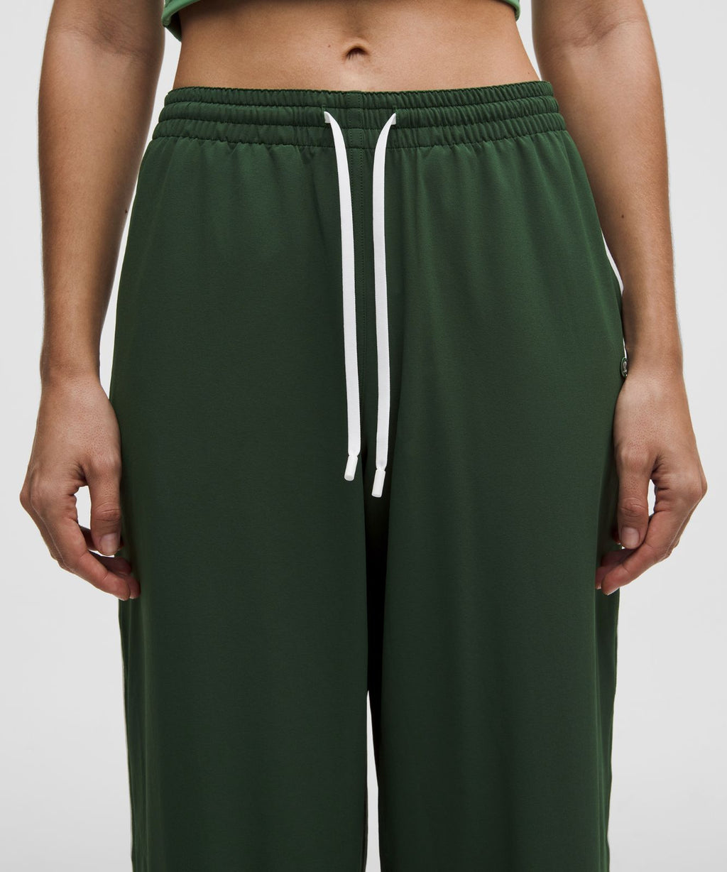Court Rival Wide-Leg Track Pant Regular *Contrast Drawcord Ivy Grove/White