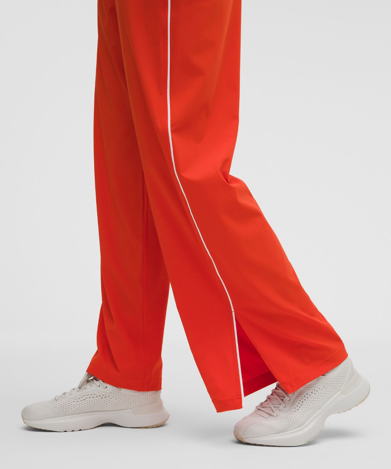 Court Rival Wide-Leg Track Pant Regular *Contrast Drawcord Cherry Ember/White