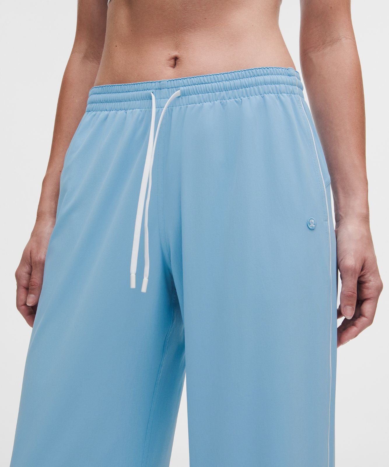 Court Rival Wide-Leg Track Pant Regular *Contrast Drawcord Dreamy Blue/White