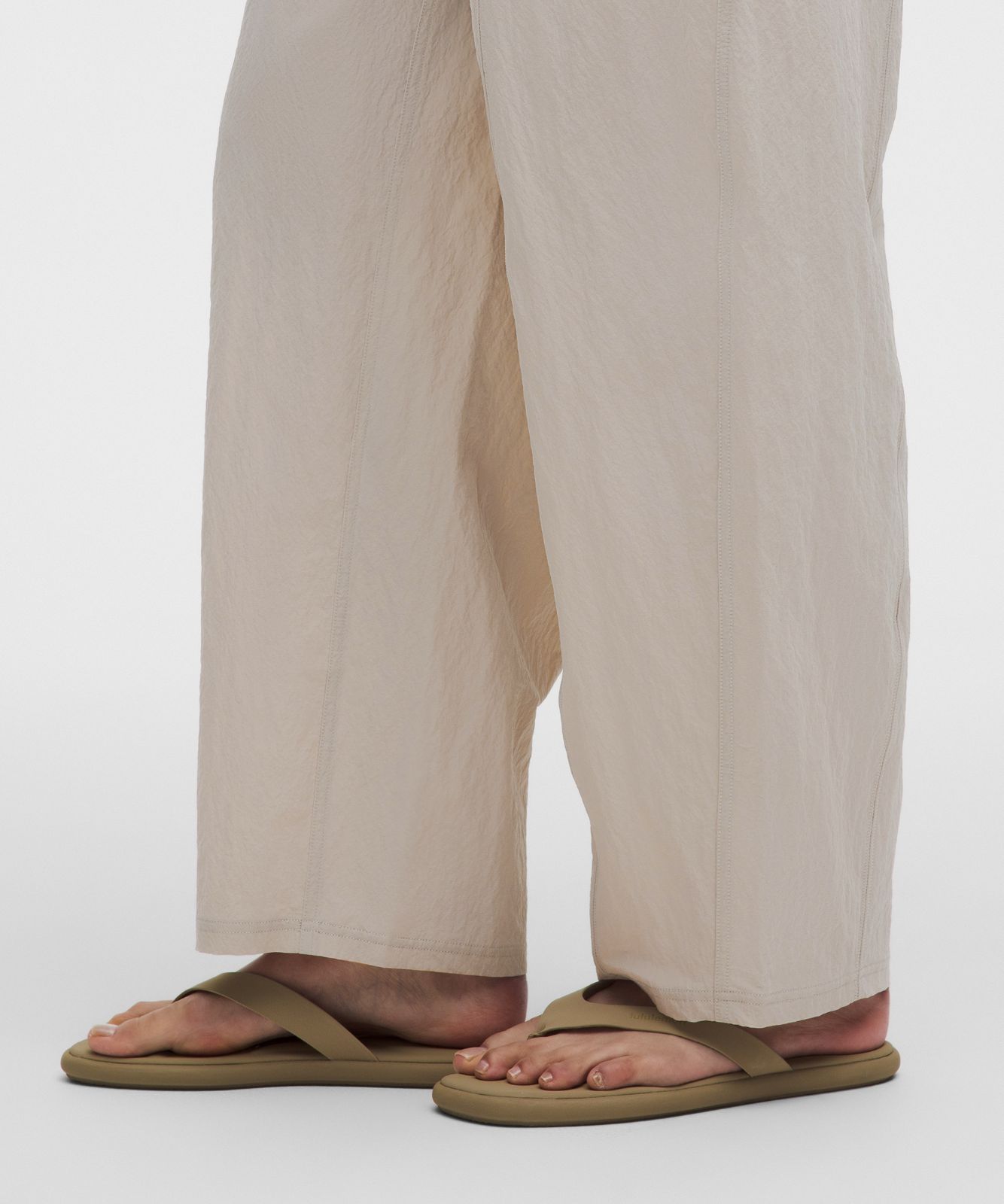 Crinkle Nylon Mid-Rise Barrel-Leg Pant Downtown Tan