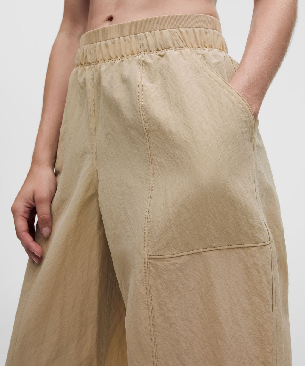 Crinkle Nylon Mid-Rise Barrel-Leg Pant Rumble Crumble