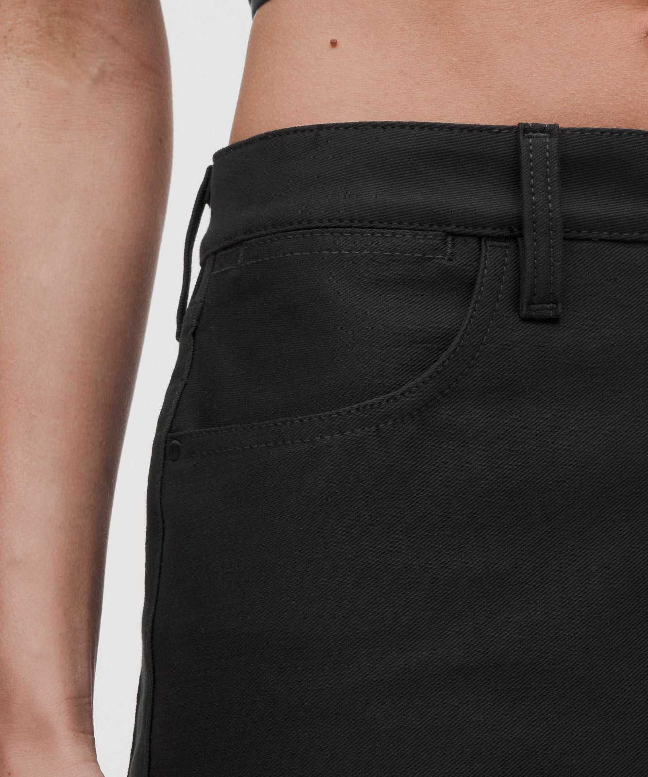 EasyFive Mid-Rise Classic-Wide Pant *Regular Black