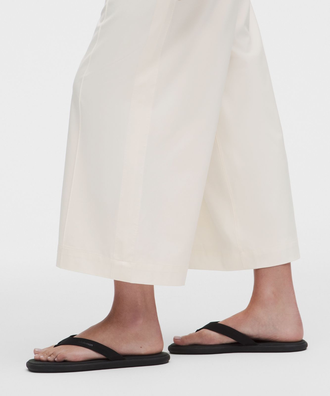 Breezily Mid-Rise Cropped Pant Coconut Ivory