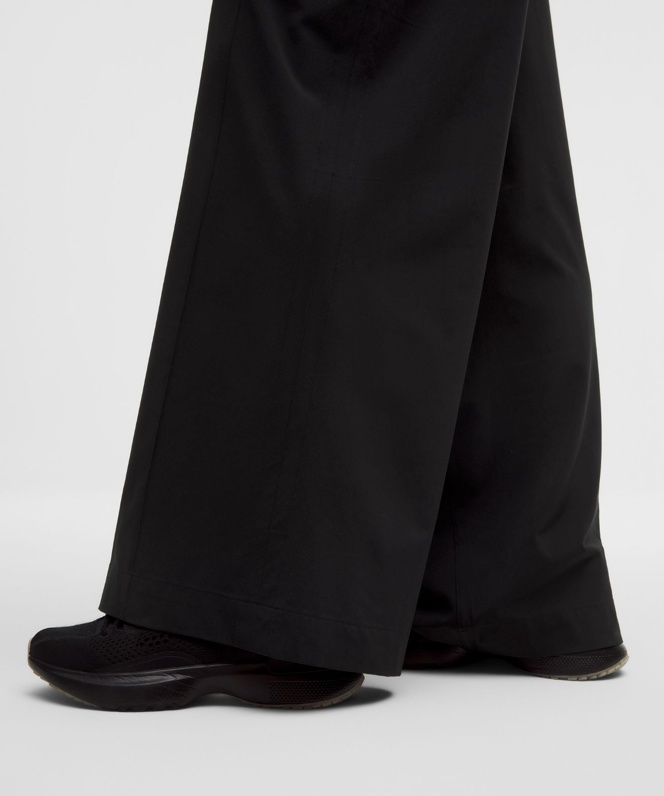 Breezily Mid-Rise Pant *Regular Black