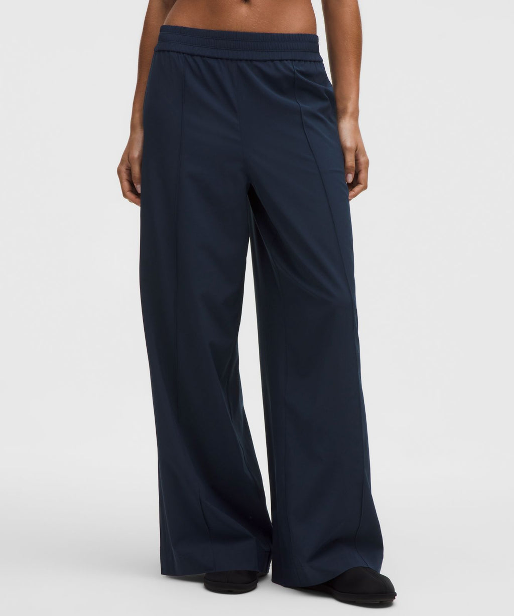 Breezily Mid-Rise Pant *Regular True Navy