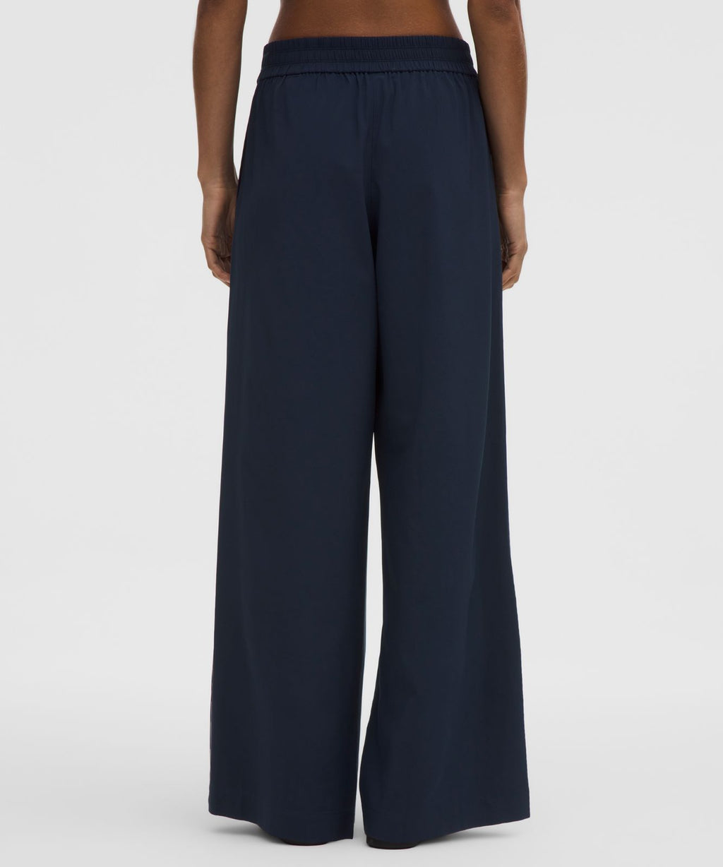 Breezily Mid-Rise Pant *Regular True Navy