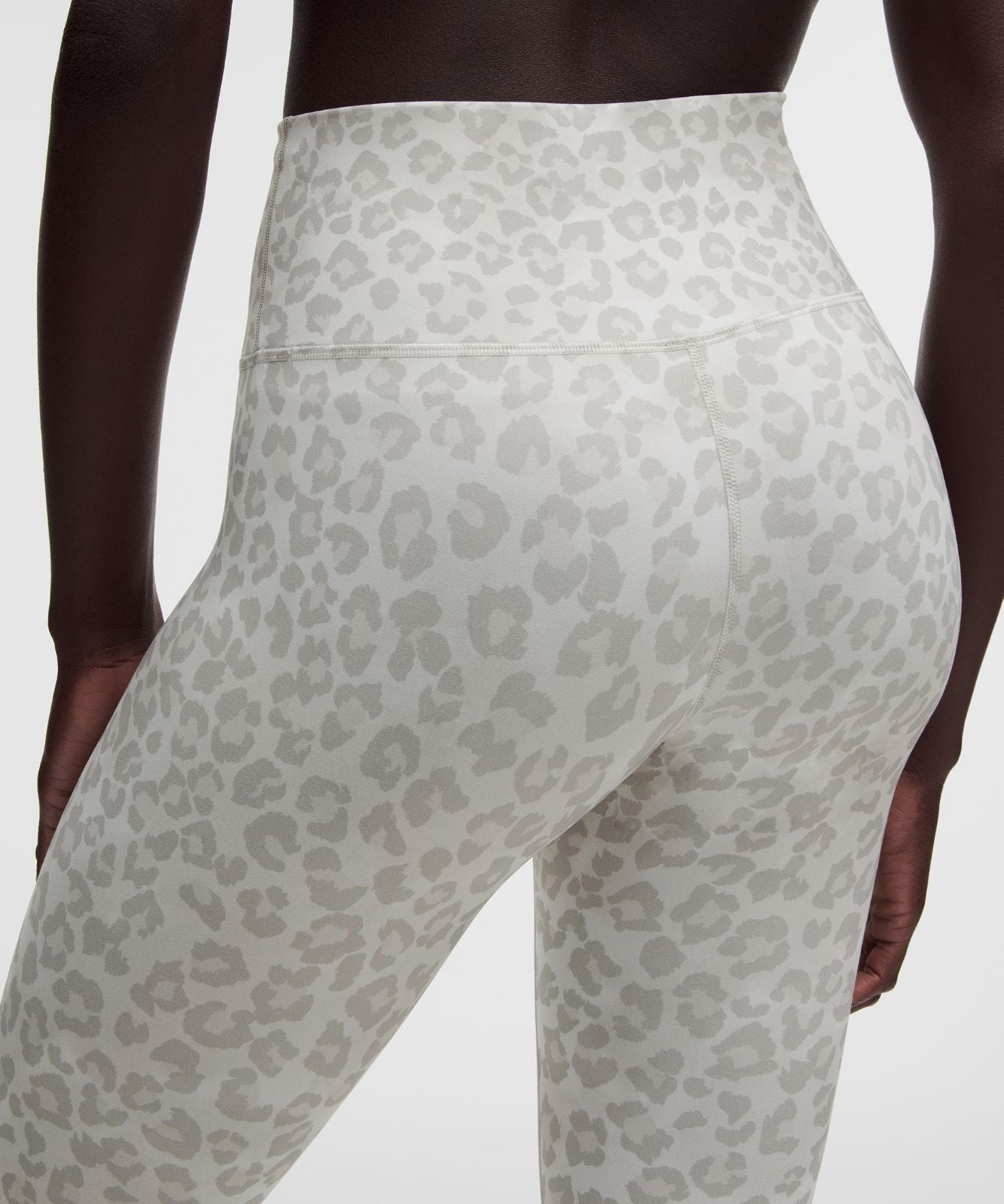 Wunder Train No Line High-Rise Tight 28" True Leopard White Multi