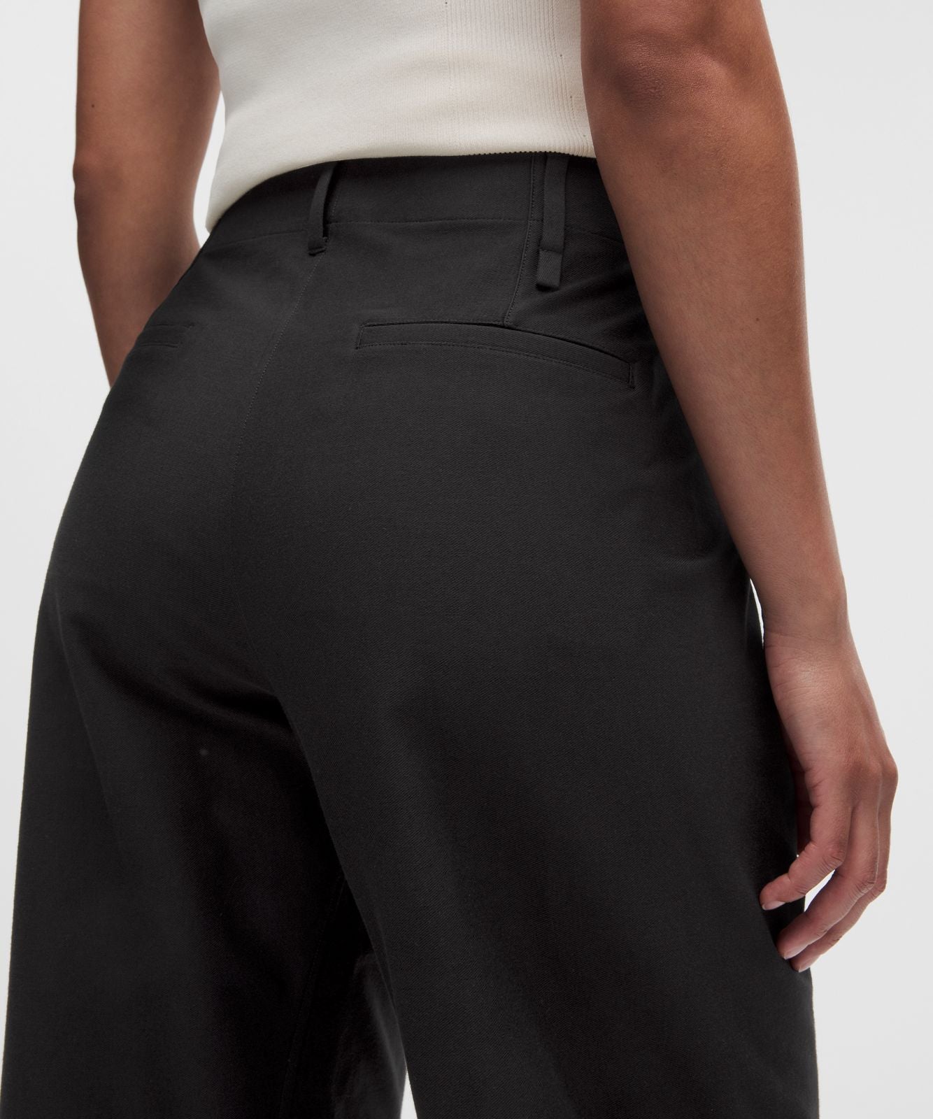 Utilitech Barrel-Leg Golf Pant Black
