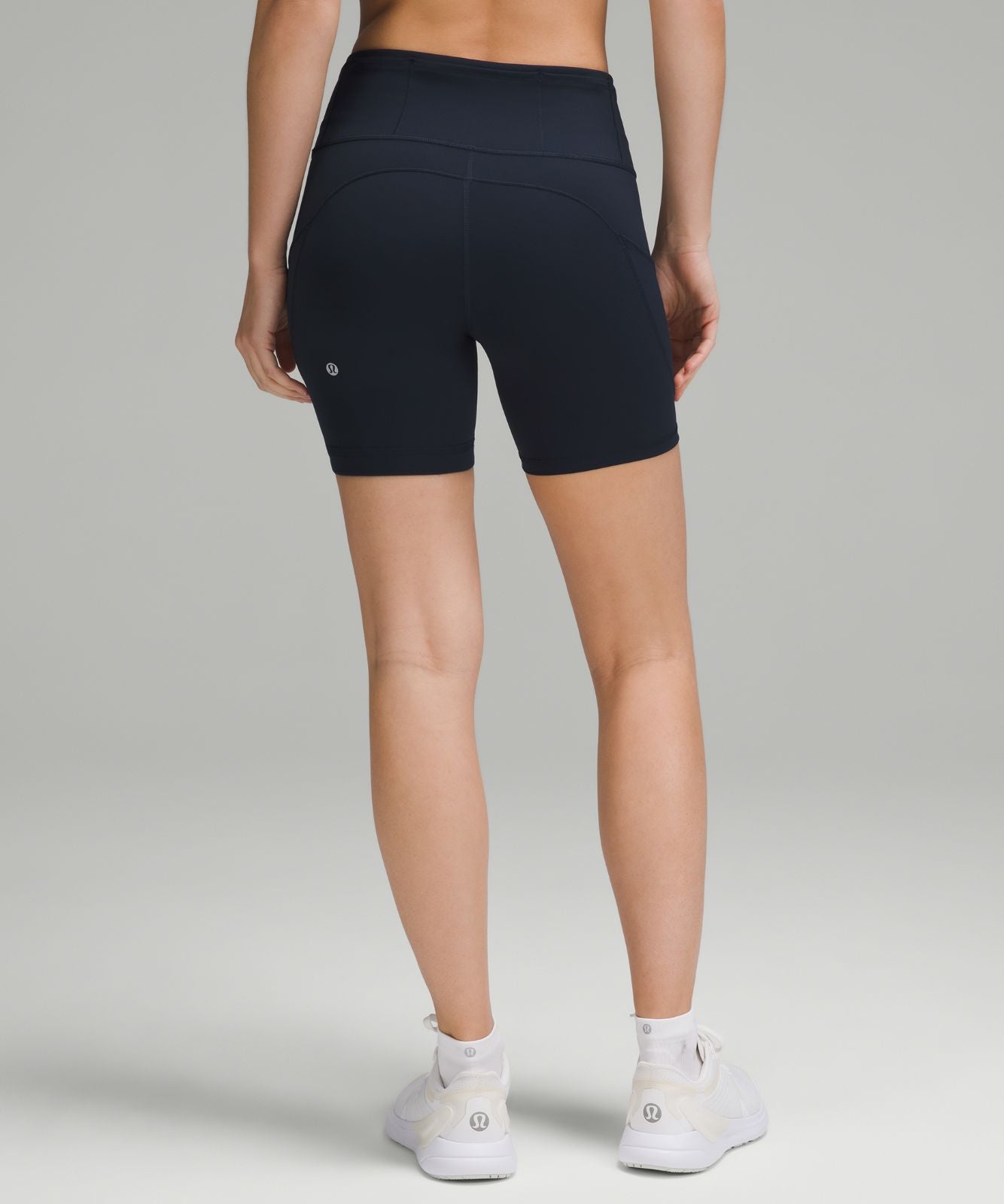 Fast and Free High-Rise Short 6" *7 Pocket True Navy