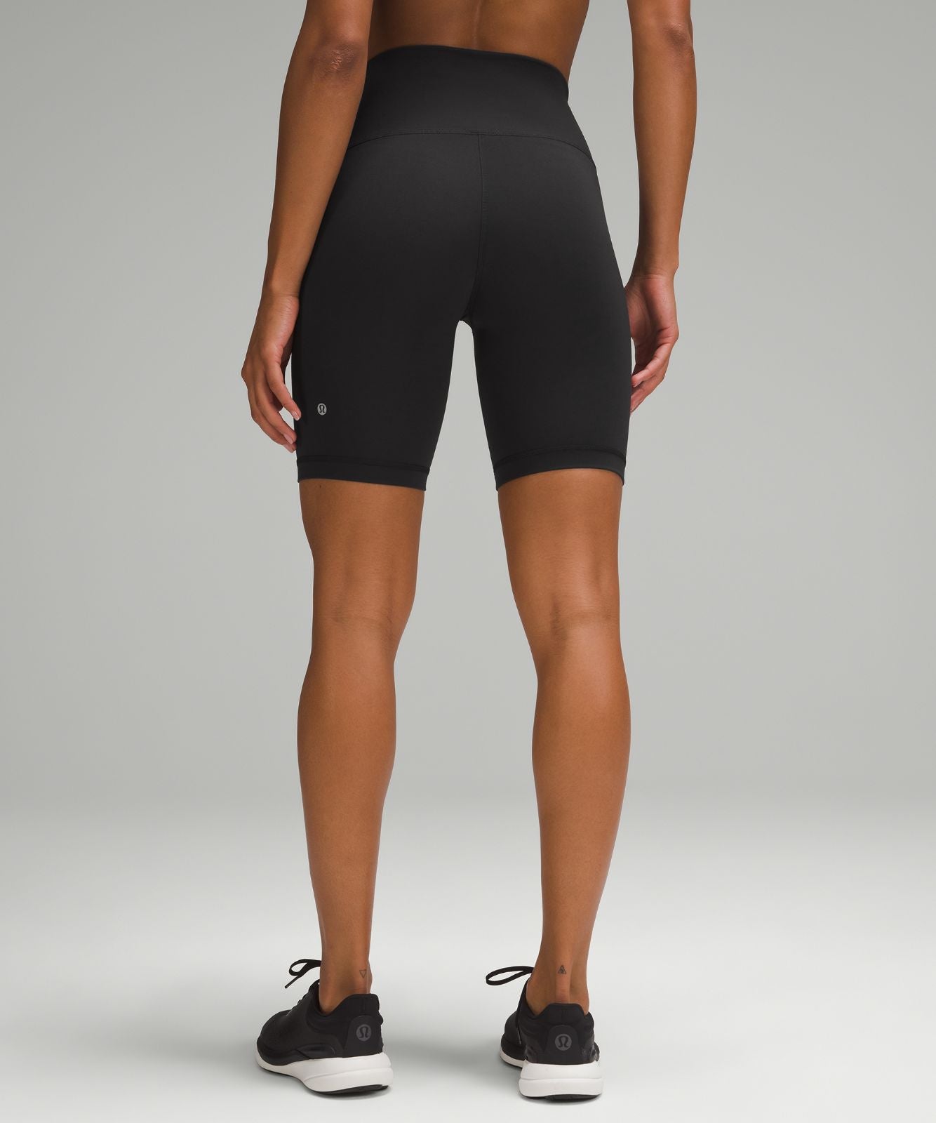 Wunder Train High-Rise Short 8" Black