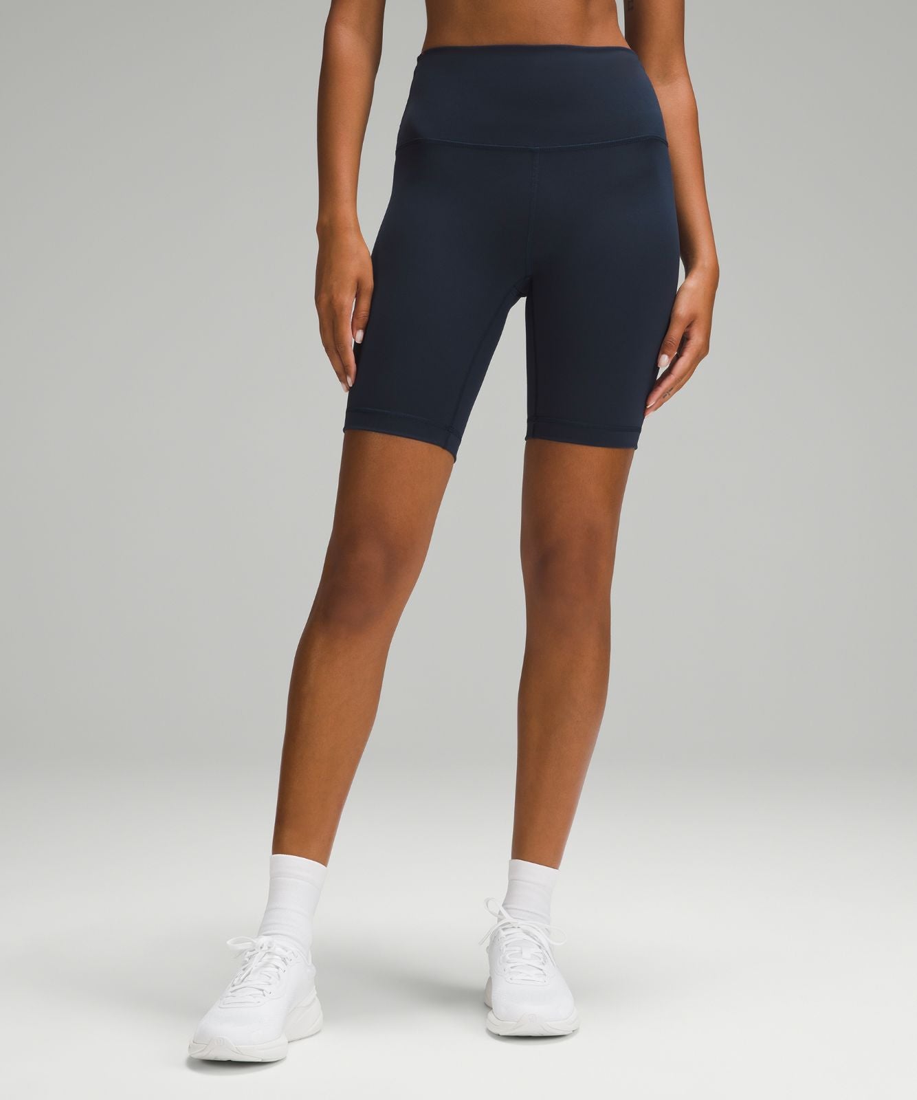 Wunder Train High-Rise Short 8" True Navy