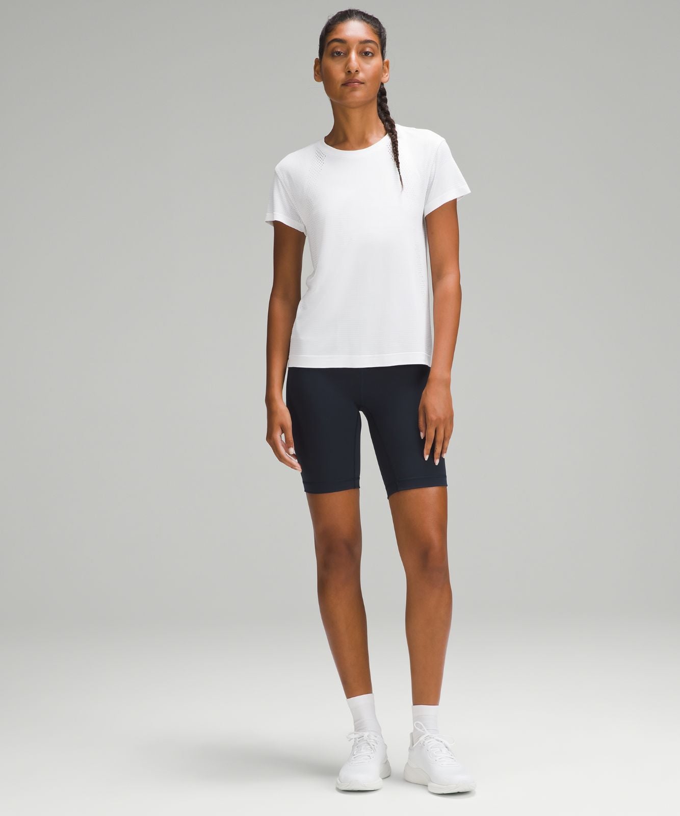 Wunder Train High-Rise Short 8" True Navy