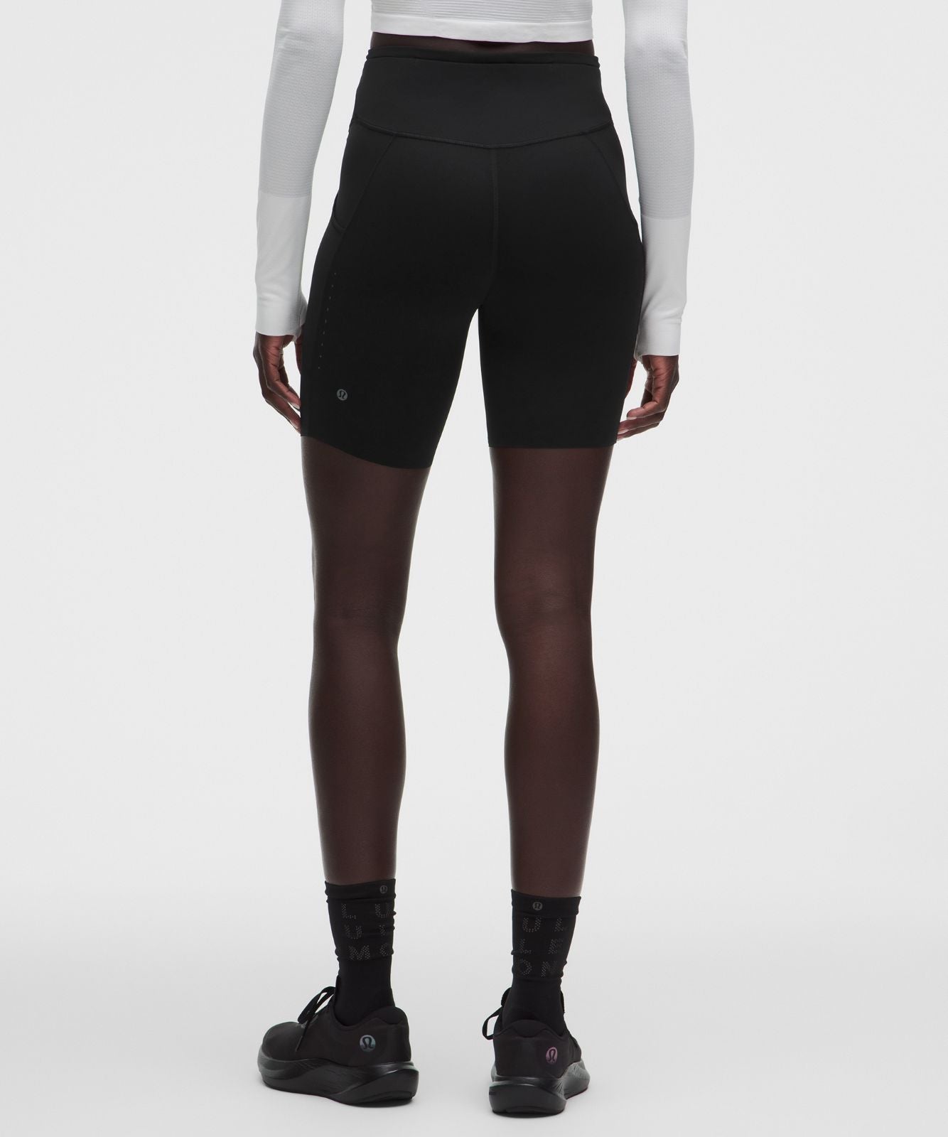 Fast and Free High-Rise Short 8" *5 Pocket Black