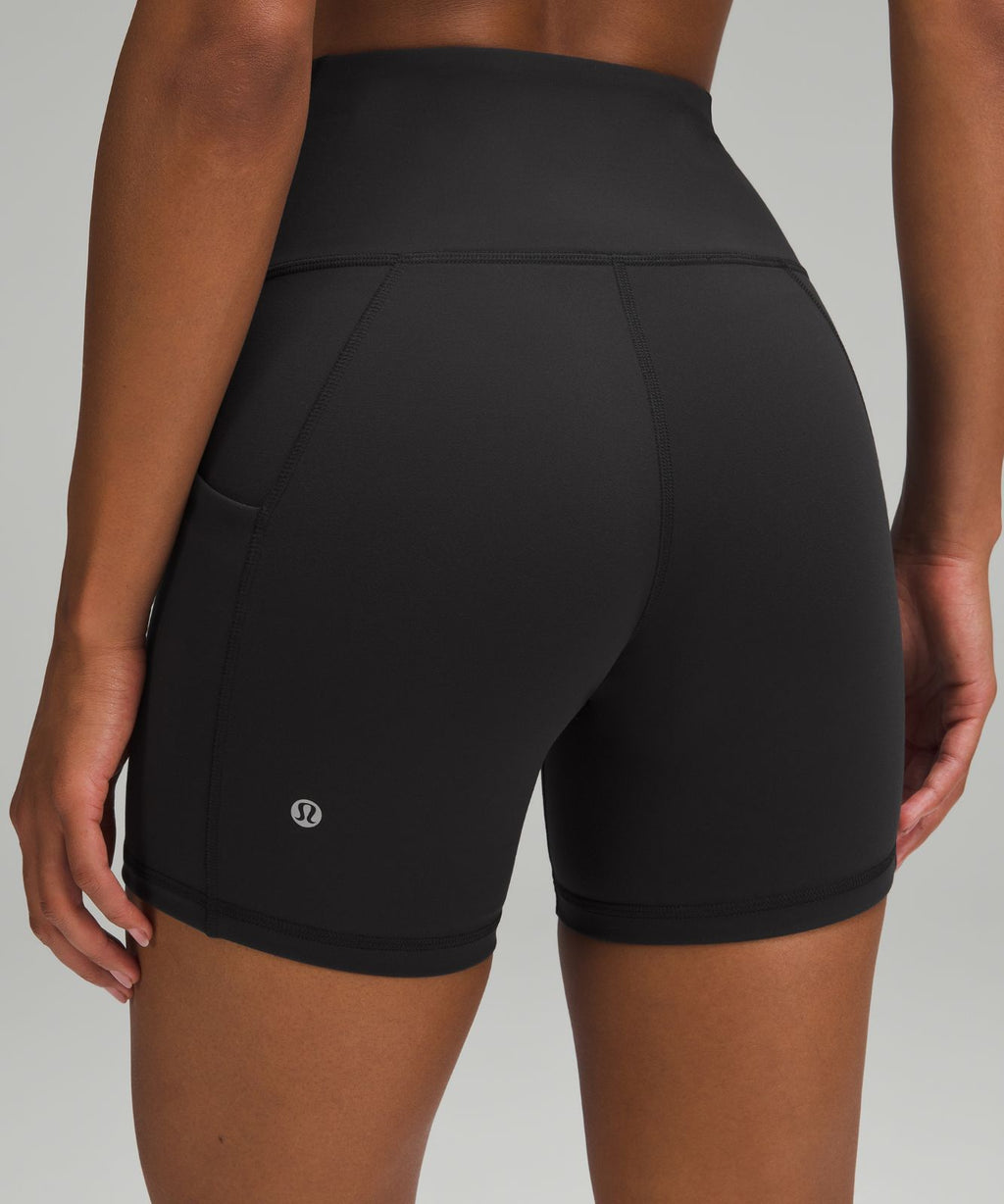 Wunder Train High-Rise Short with Pockets 6" Black