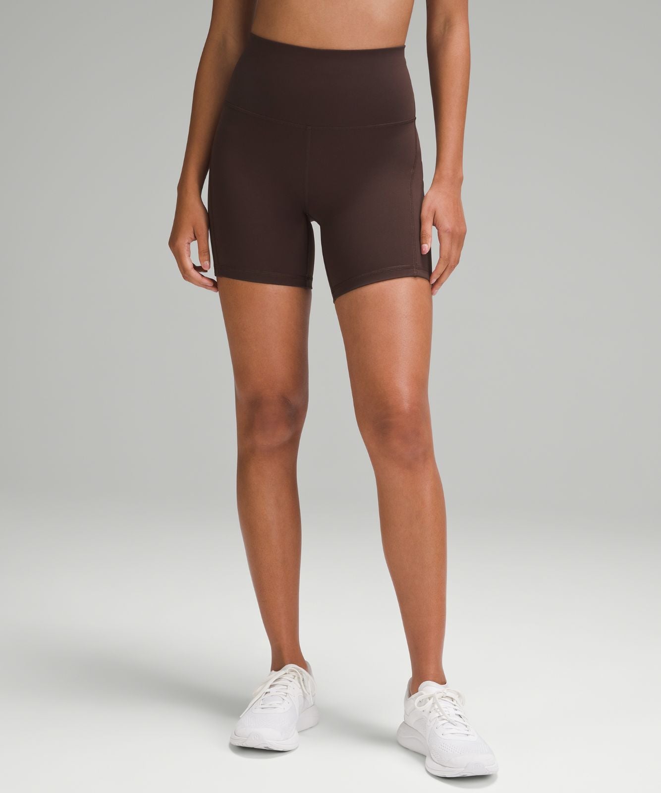 Wunder Train High-Rise Short with Pockets 6" Espresso