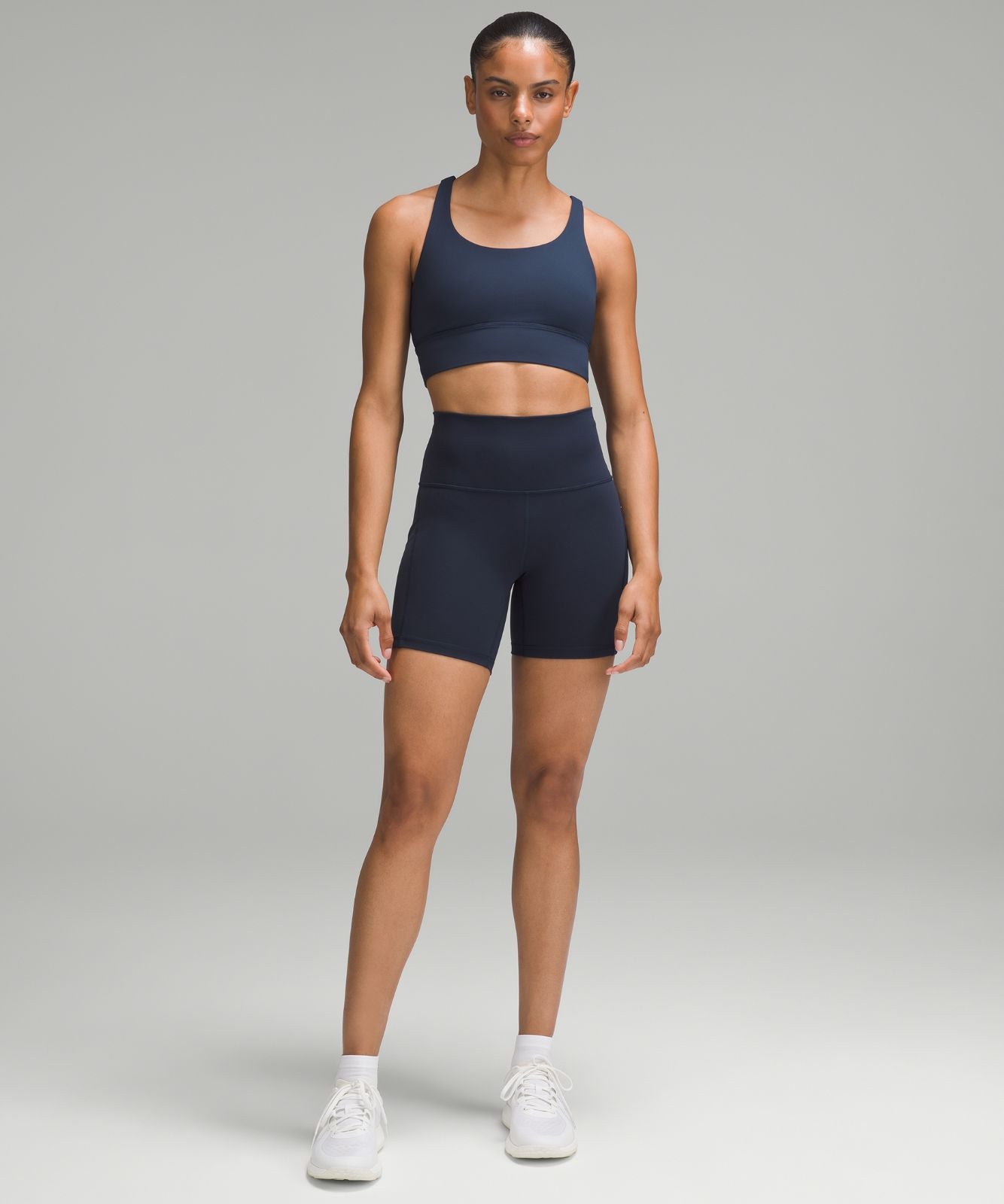 Wunder Train High-Rise Short with Pockets 6" True Navy