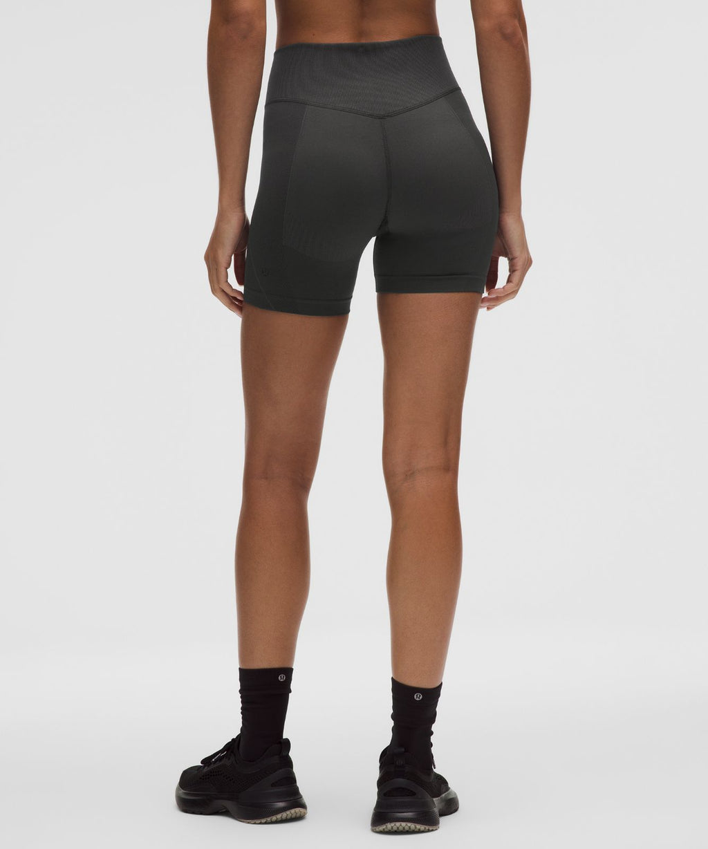 Get Low High-Rise Training Short 5" Black/Graphite Grey
