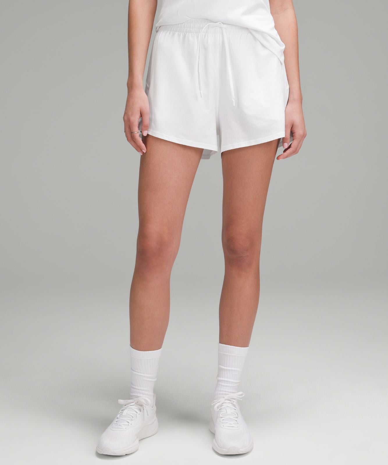 Court Rival High-Rise Short 3" White/White