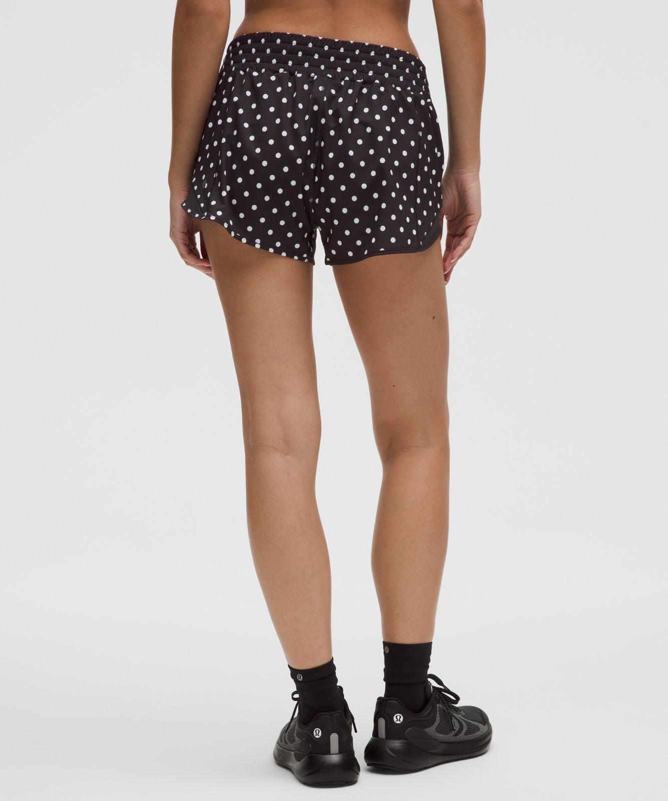 Hotty Hot High-Rise Lined Short 2.5" Simple Polka White Black
