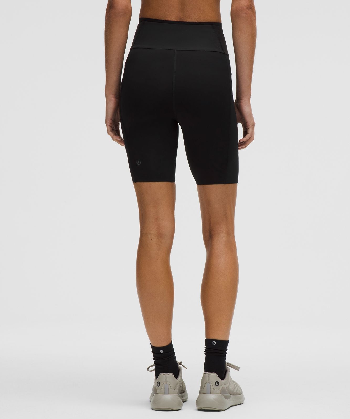 lululemon Go Further Super-High-Rise Race Short 8" Black